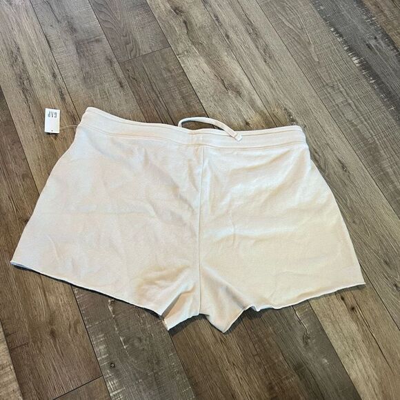 Gap women’s shorts size L - Picture 3 of 10